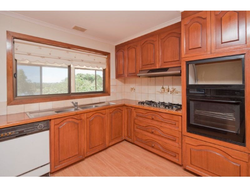 58 SOMERSET DVE, Dandenong North VIC 3175