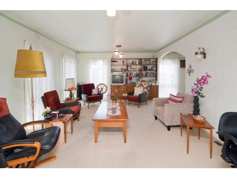 7 LOUIS AVENUE, Dandenong VIC 3175