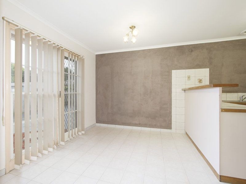 100 FRAWLEY ROAD, Hallam VIC 3803