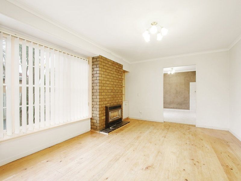 100 FRAWLEY ROAD, Hallam VIC 3803