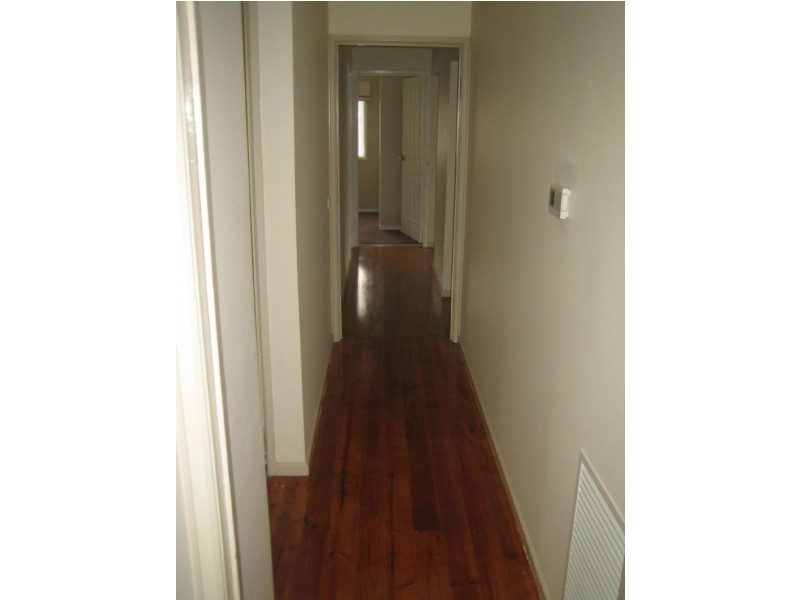 1 Baileyana Drive, Endeavour Hills VIC 3802