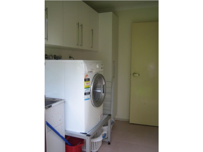 1 Baileyana Drive, Endeavour Hills VIC 3802