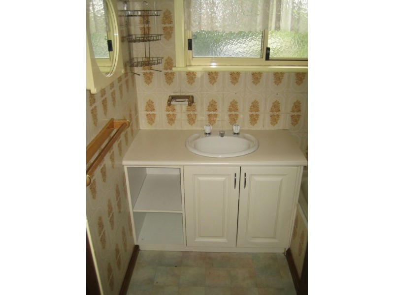 47 Ash Street, Doveton VIC 3177