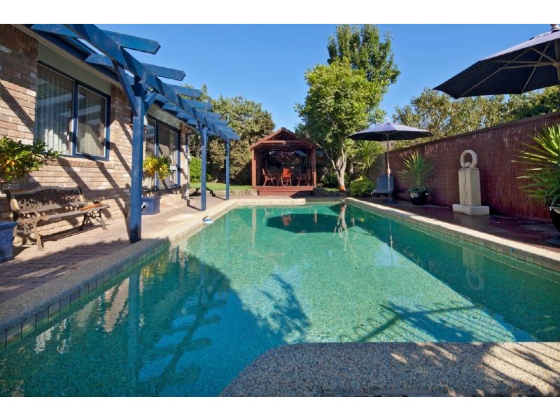 1 GROVE END ROAD, Endeavour Hills VIC 3802