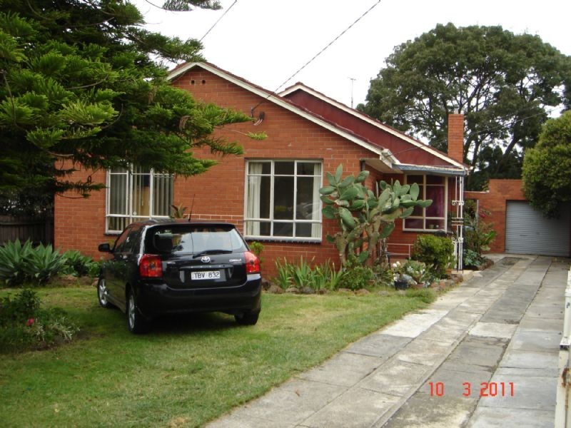 6 VERA COURT, Dandenong VIC 3175