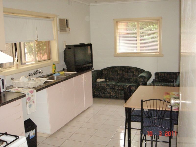 6 VERA COURT, Dandenong VIC 3175