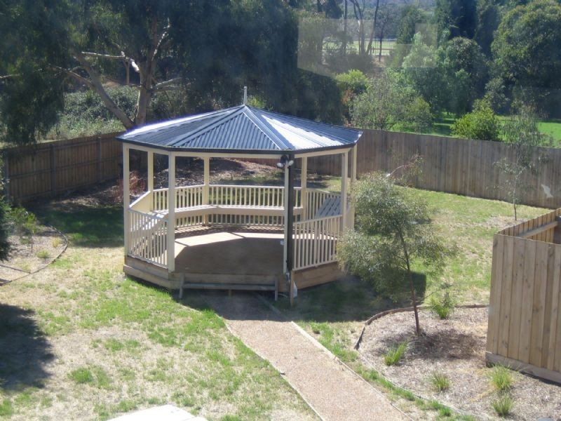 8/130 Kennington Park Drive, Endeavour Hills VIC 3802