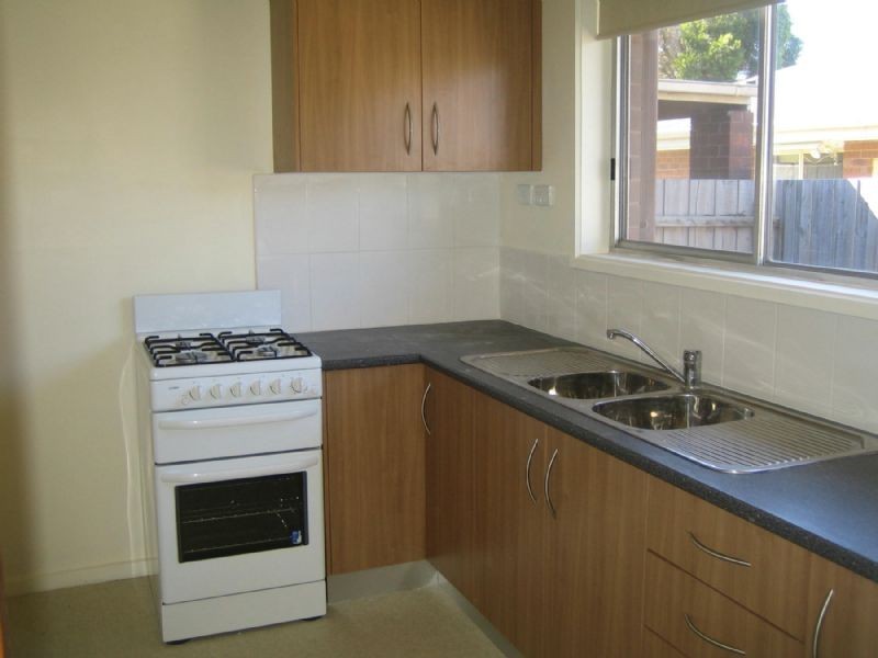 1/16 New Street, Dandenong VIC 3175