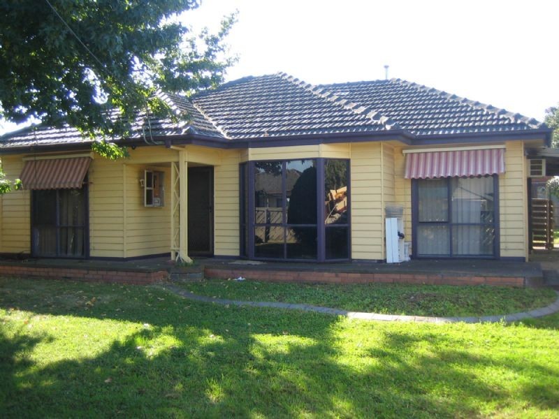 1 Hopetoun Street, Dandenong VIC 3175