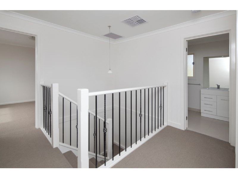 23A WINNIMA AVENUE, Hampton Park VIC 3976