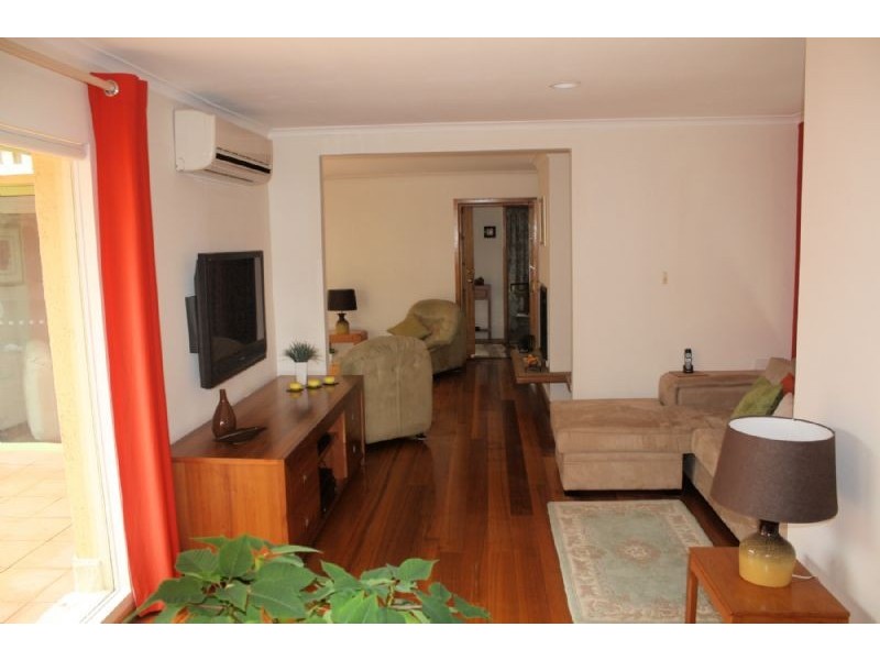 9 BROUGHAM CLOSE, Eumemmerring VIC 3177