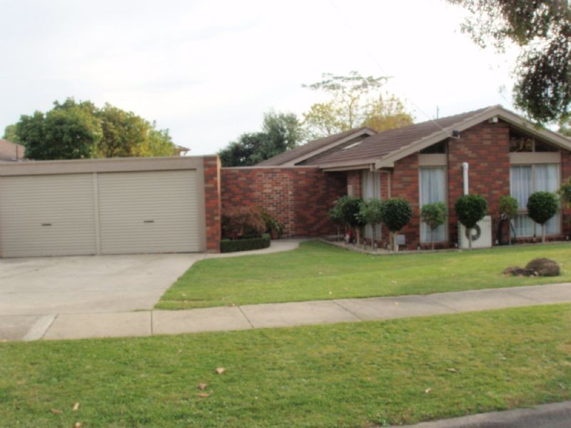 38 WHITEHAVEN CRESCENT, Noble Park North VIC 3174