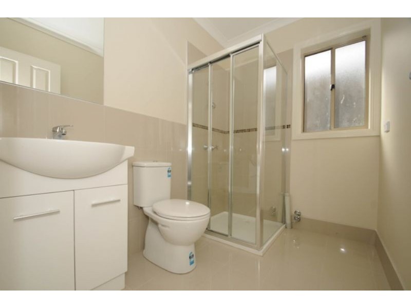 1/1 Moomba Parade, Dandenong VIC 3175