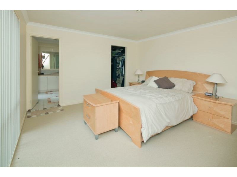 3 STACEY COURT, Endeavour Hills VIC 3802