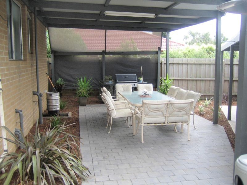 4 DEALBATA AVE, Endeavour Hills VIC 3802