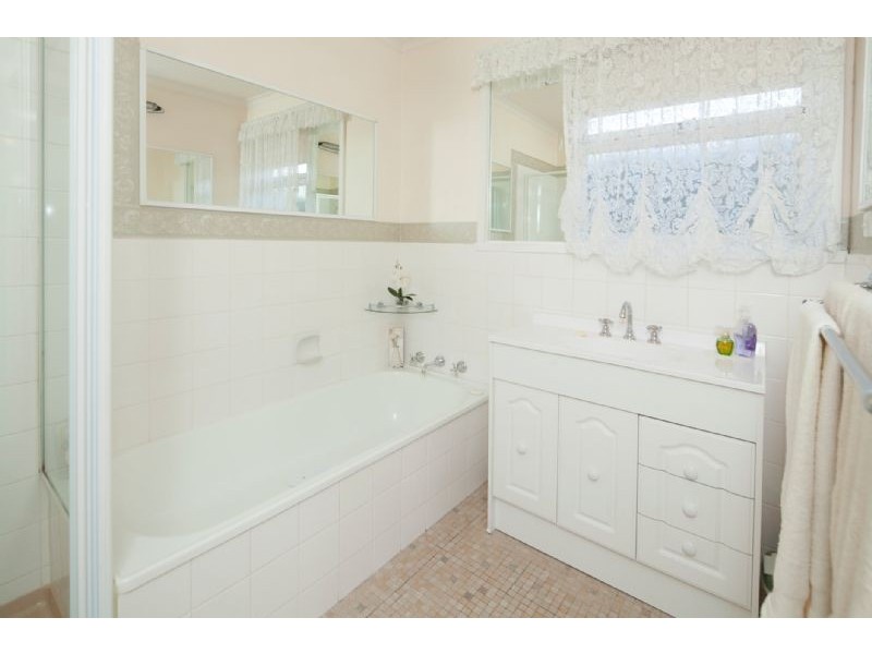 9 ALMA CRESCENT, Noble Park VIC 3174