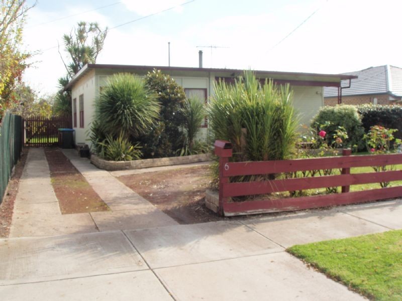 6 ROSE DRIVE, Doveton VIC 3177