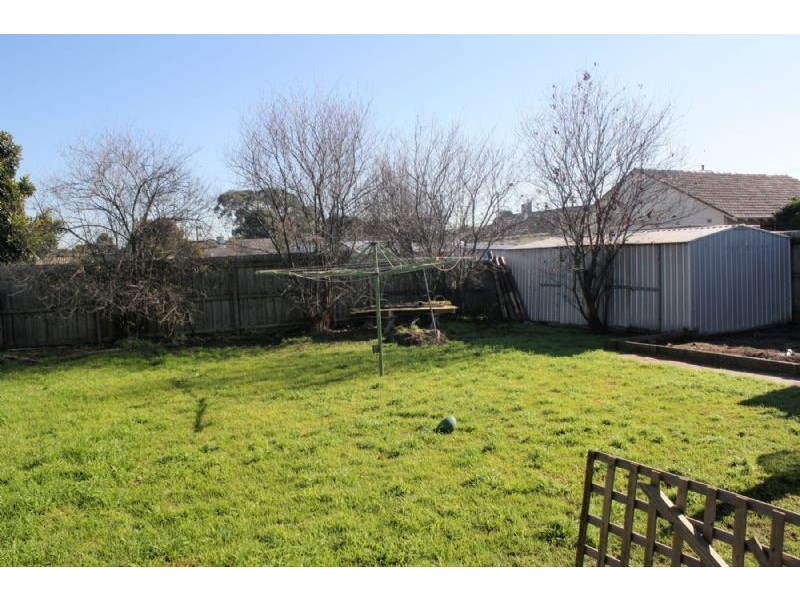 6 ROSE DRIVE, Doveton VIC 3177