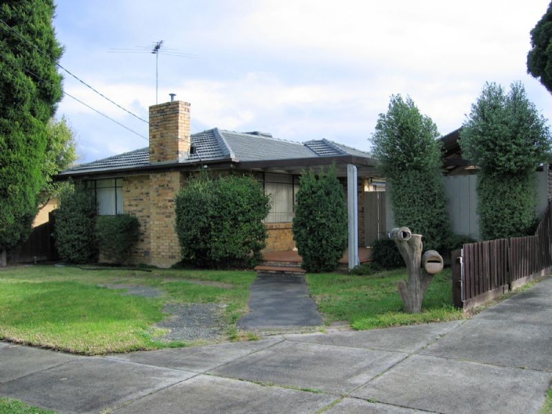 1/18 VICTOR AVENUE, Dandenong North VIC 3175