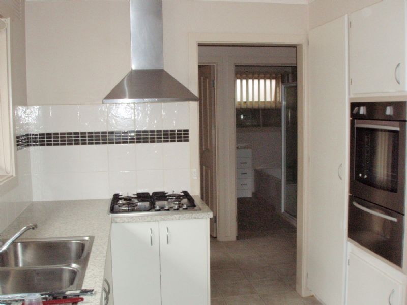 1/3 COOLIDGE COURT, Dandenong North VIC 3175