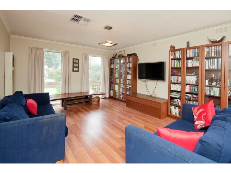 21 MURRAY RD, Dandenong North VIC 3175