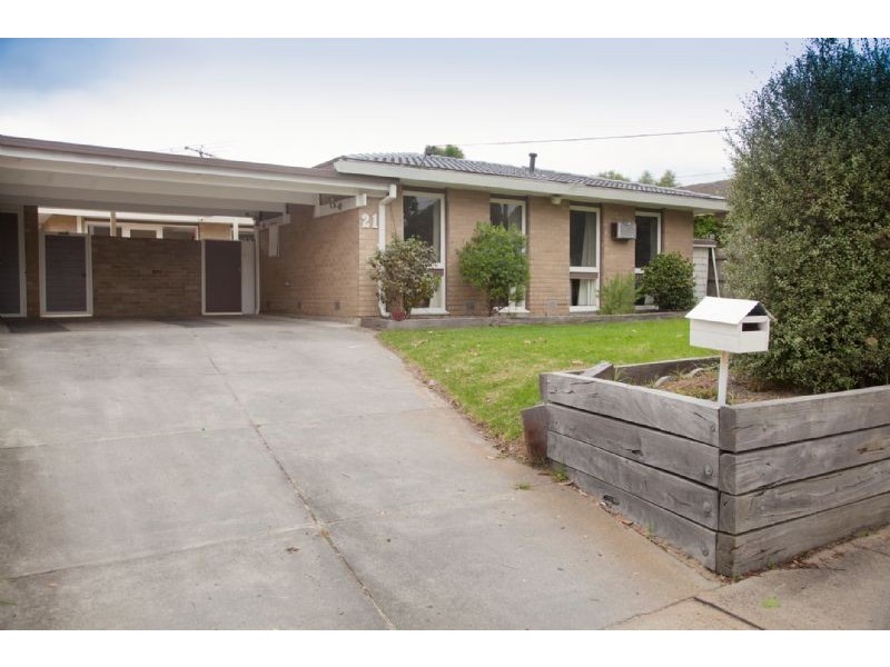 21 MURRAY RD, Dandenong North VIC 3175