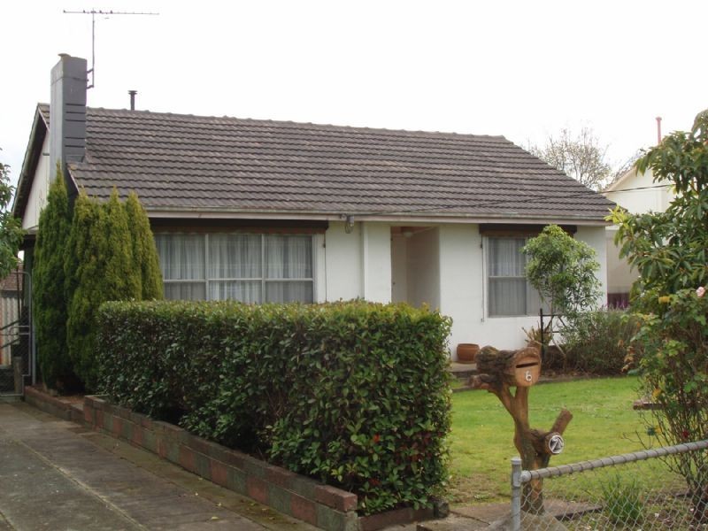6 BOTTLEBRUSH DRIVE, Doveton VIC 3177