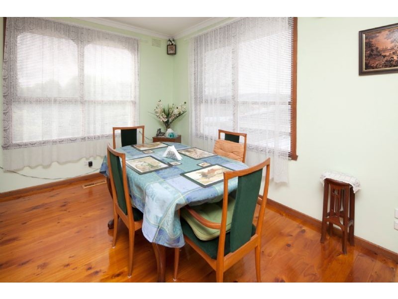 34 SHERWOOD CRES, Dandenong North VIC 3175