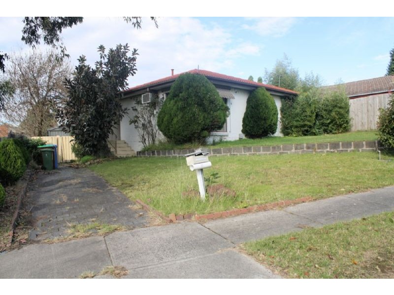 8 OBAN CLOSE, Endeavour Hills VIC 3802