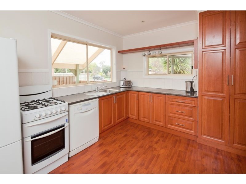 43 BETULA STREET, Doveton VIC 3177