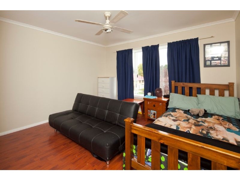 43 BETULA STREET, Doveton VIC 3177