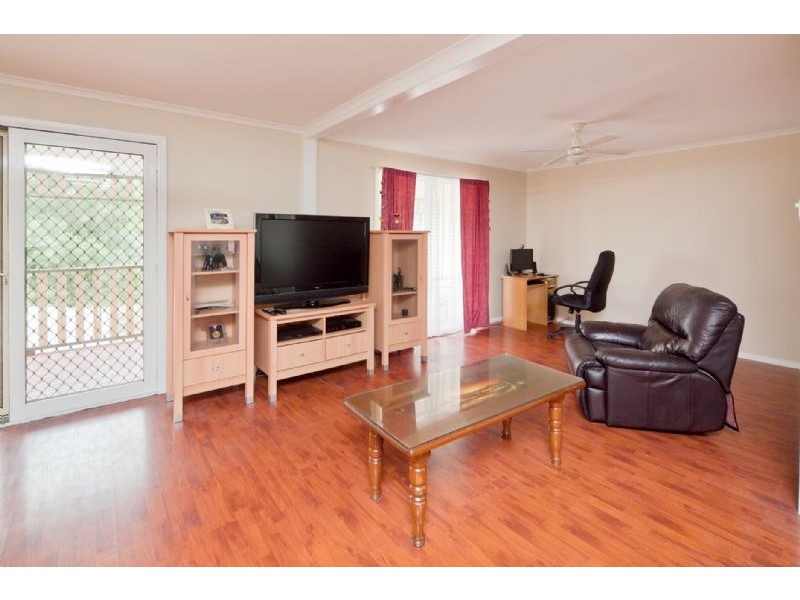 43 BETULA STREET, Doveton VIC 3177