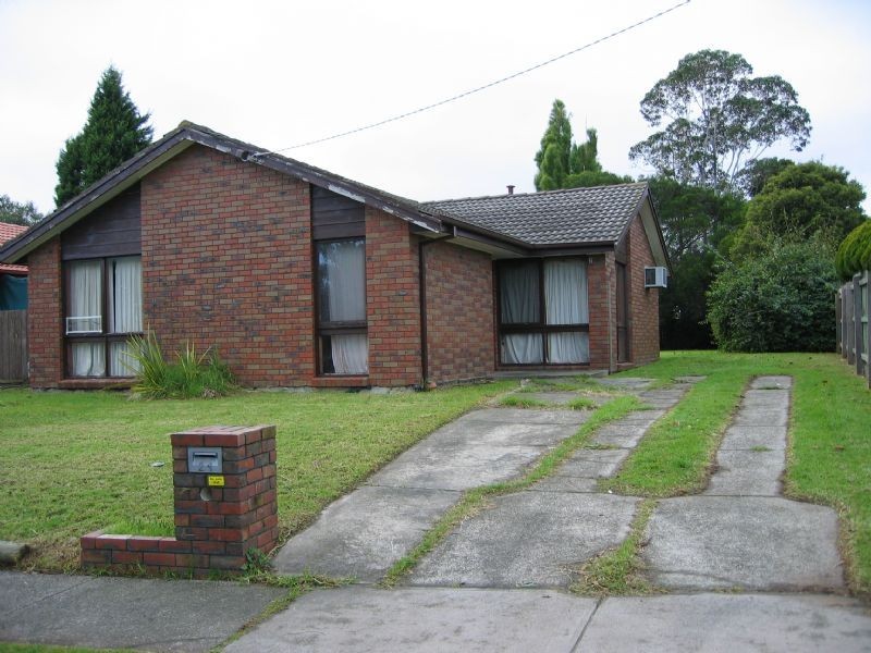 29 SIMPSON DVE, Dandenong North VIC 3175