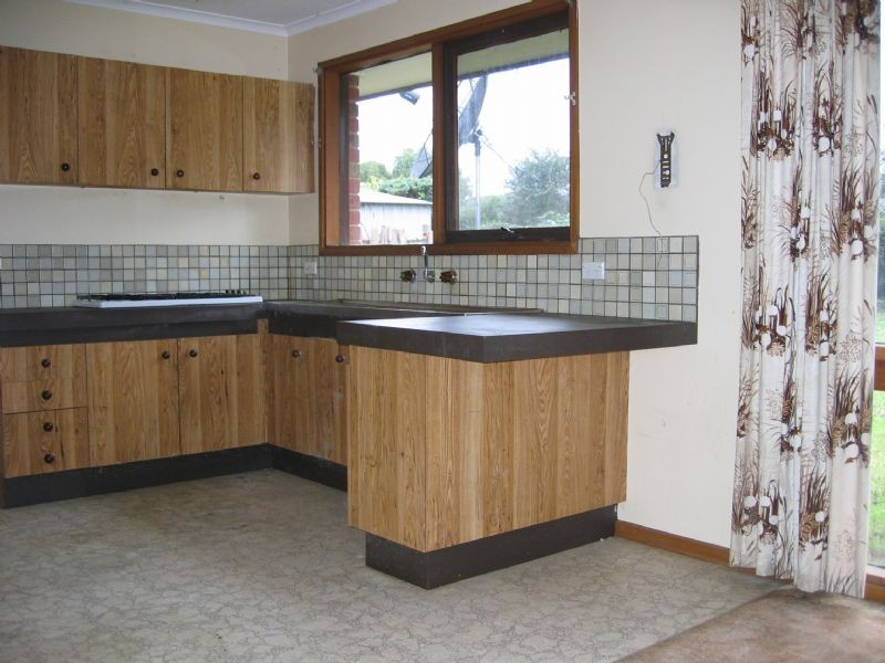 29 SIMPSON DVE, Dandenong North VIC 3175