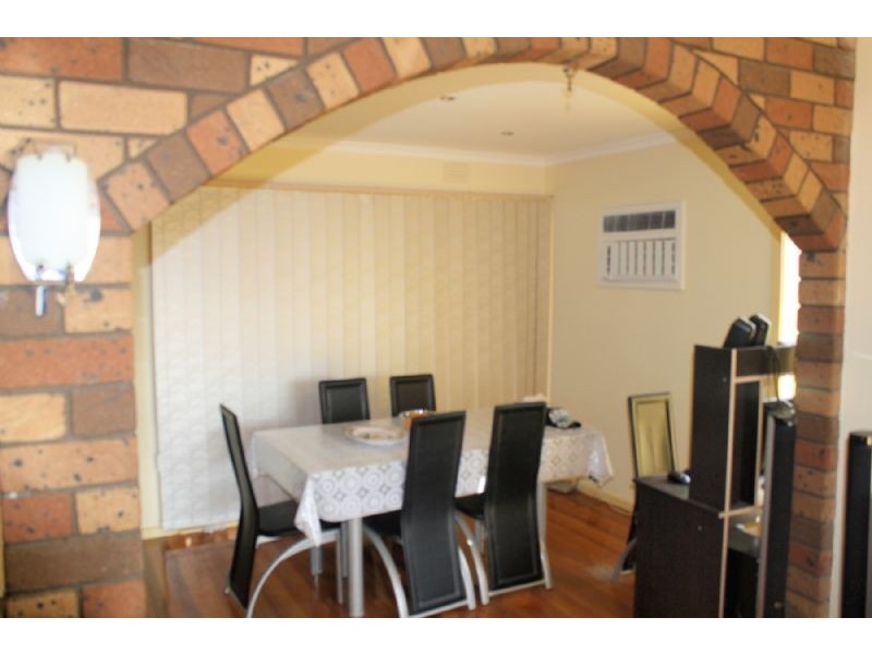 24 FRAWLEY ROAD, Eumemmerring VIC 3177