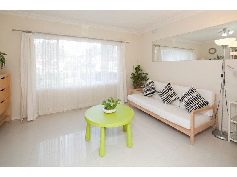 1/23 BURROWS AVE, Dandenong VIC 3175