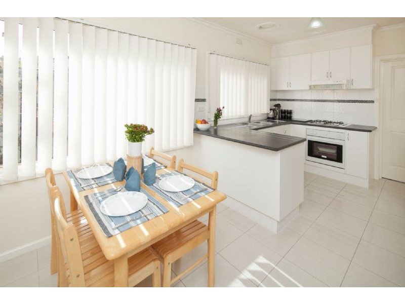 1/23 BURROWS AVE, Dandenong VIC 3175