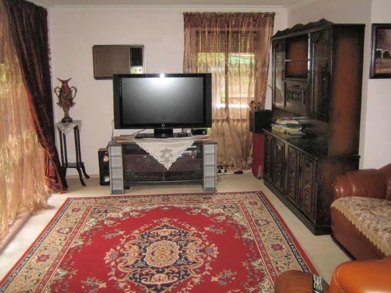 1/5 ROBERT STREET, Dandenong VIC 3175