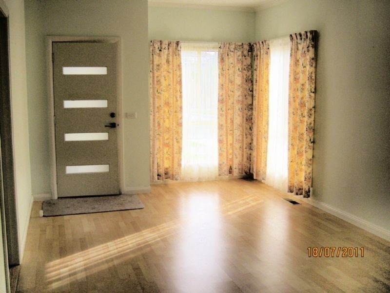 9 VAL COURT, Dandenong VIC 3175