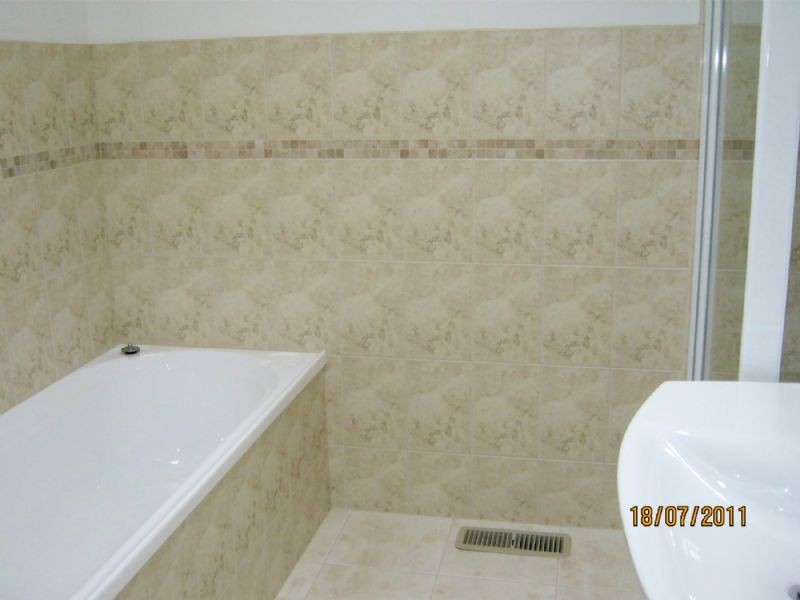 9 VAL COURT, Dandenong VIC 3175