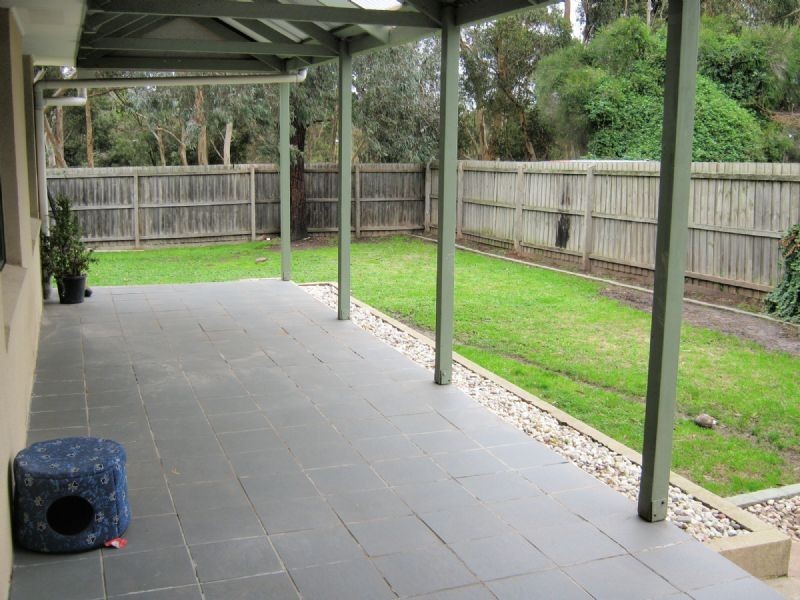 36 ESSEX PARK DVE, Endeavour Hills VIC 3802