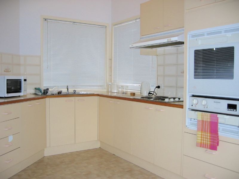 2/22 HENRY STREET, Noble Park VIC 3174