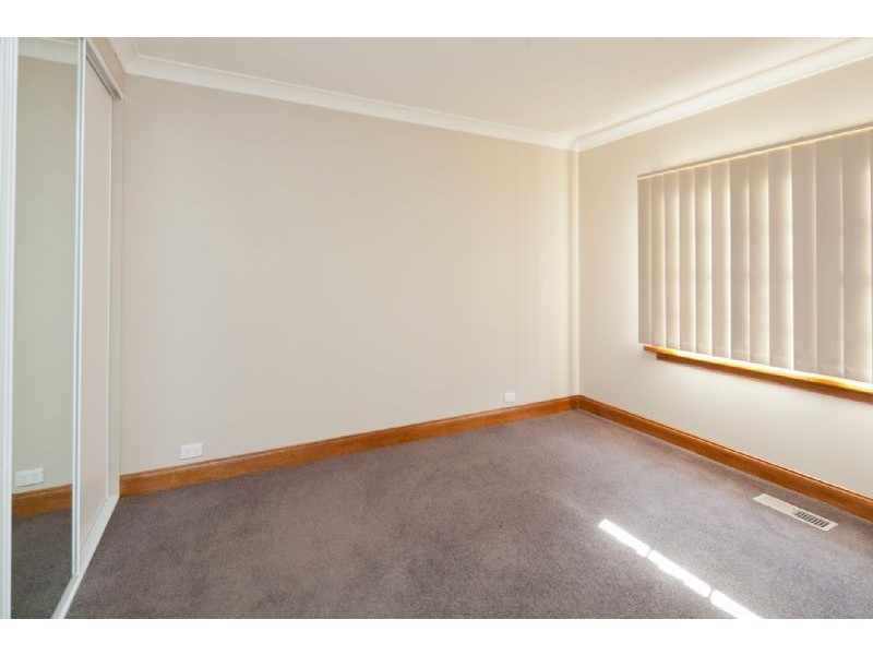 2 GWENDA STREET, Dandenong VIC 3175