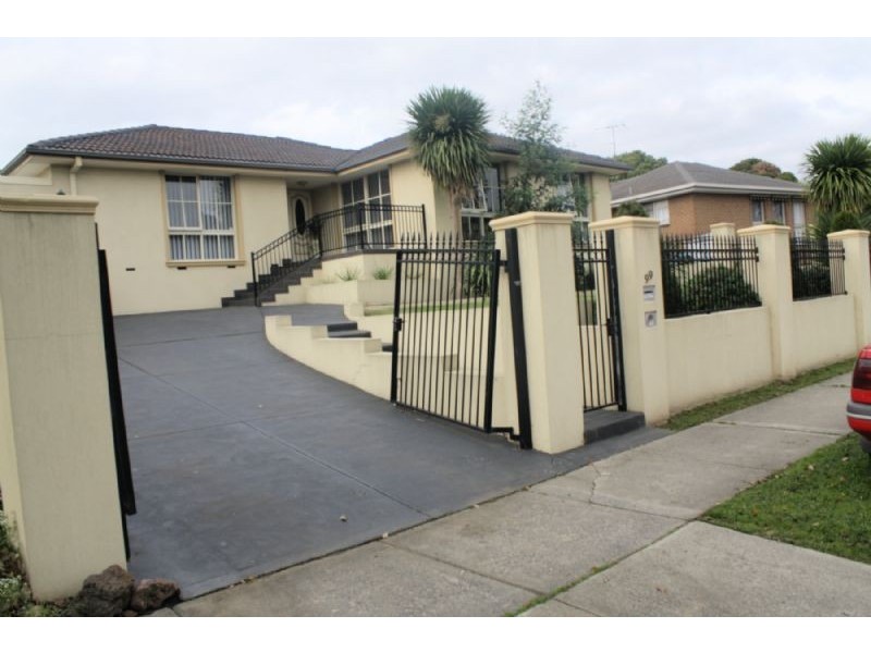 99 JAMES COOK DVE, Endeavour Hills VIC 3802