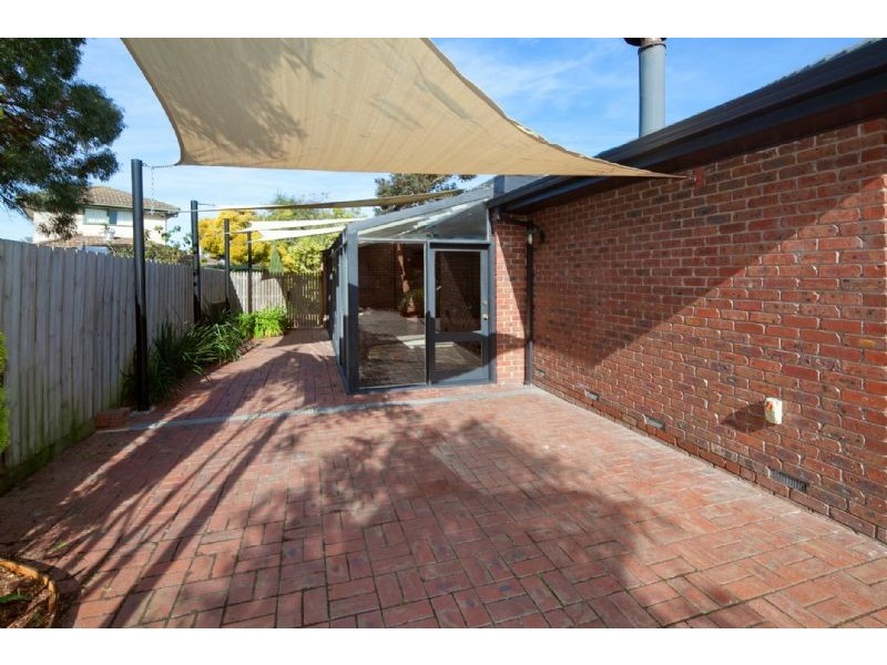 9 SEARLE CRT, Dandenong North VIC 3175