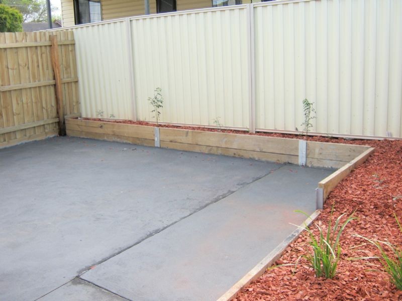 1/8 TRISTANIA STREET, Doveton VIC 3177