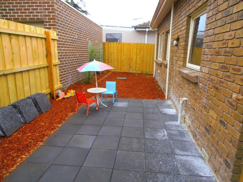 1/25 LEMAN CRES, Noble Park VIC 3174