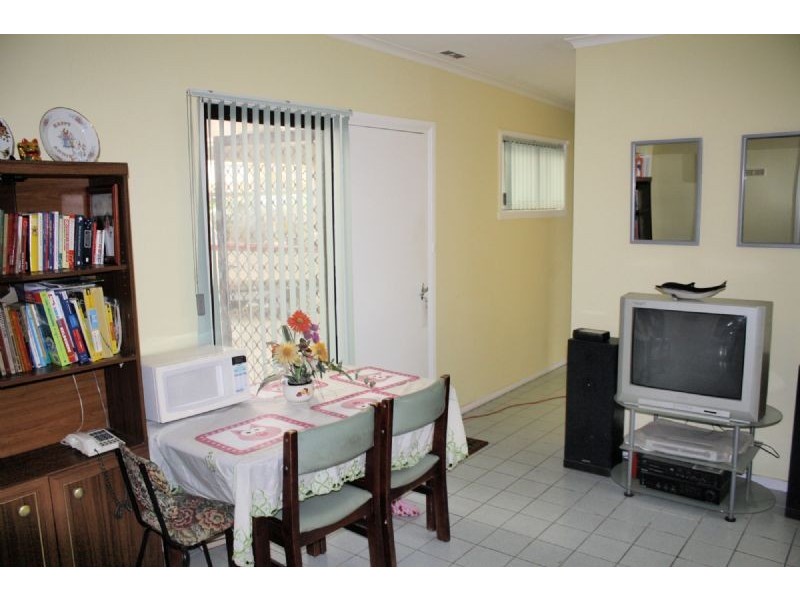 10 STANLEY ST, Dandenong VIC 3175