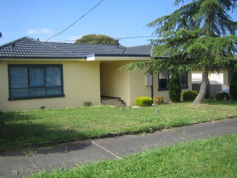 39 Grandview Avenue, Dandenong VIC 3175