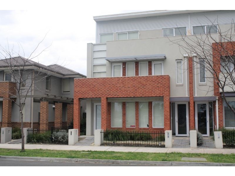 75 KENEALLY STREET, Dandenong VIC 3175